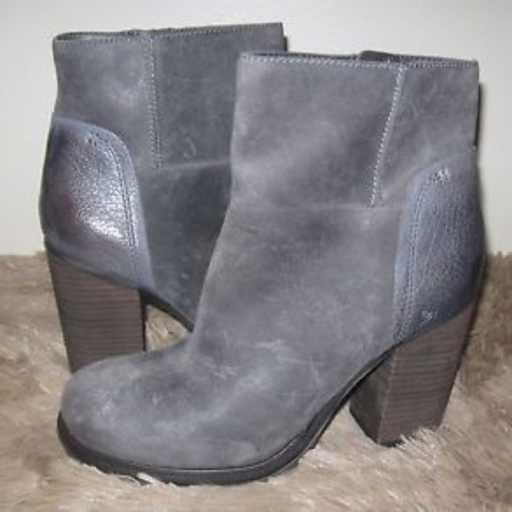 - Sam Edelman Franklin ankle boots!